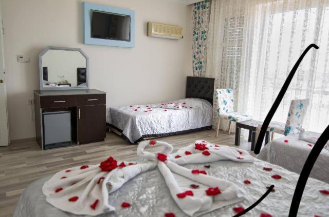 Deniz Hotel Finike Buitenkant foto