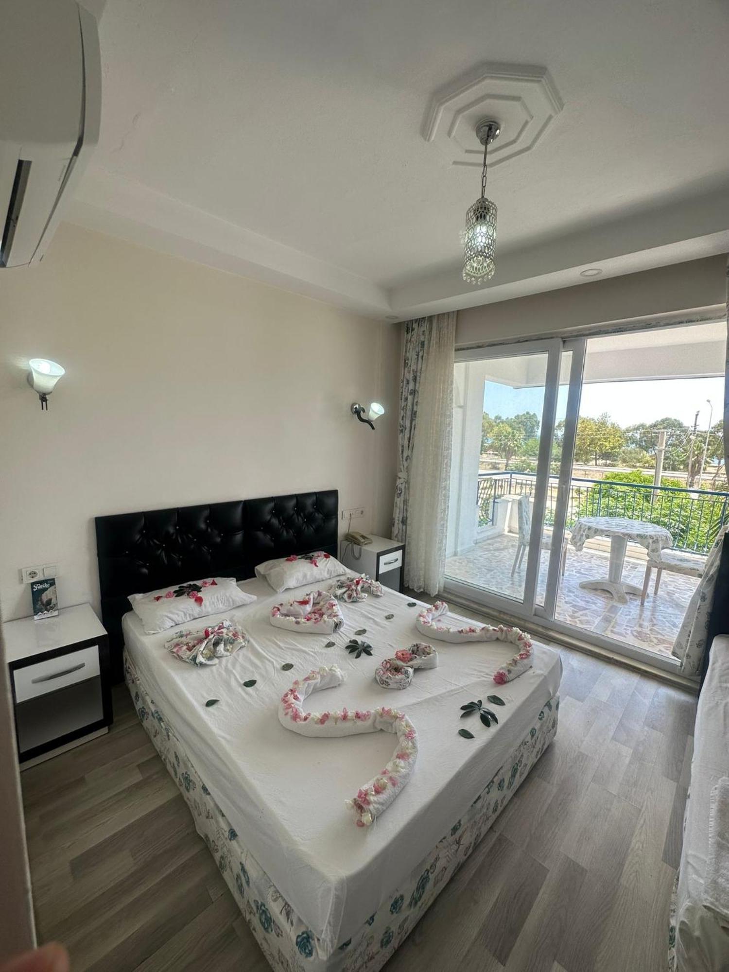 Deniz Hotel Finike Buitenkant foto